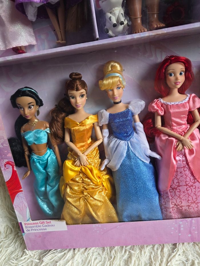 Poupee barbie disney princesse mulan raiponce vaiana blanche neige aurore jasmine belle cendrillon ariel pocahontas tiana disneyland paris - photo numéro 5