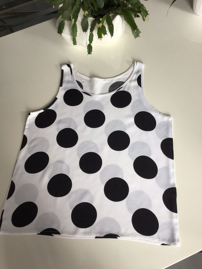 Tee shirt à pois noirs oversize - photo numéro 5