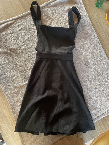 robe noire à volants, Shein, 1XL - élégante & décontractée en velours côtelé