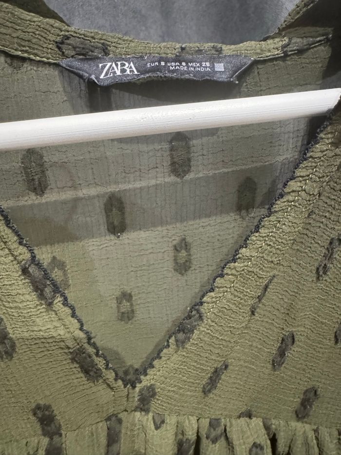 Robe kaki Zara taille  S -14€ - photo numéro 3