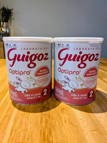 Lot de 2 boîtes de lait Guigoz optipro 2 en 830grs  neuves