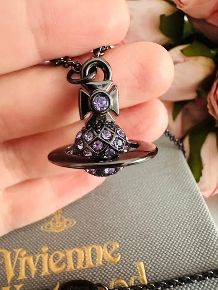 🪐Collier Vivienne Westwood orbite noir et zirconiums violets - photo numéro 10
