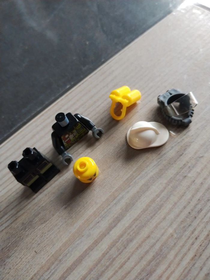 Lego minifig femme pompier cty0638 - photo numéro 7