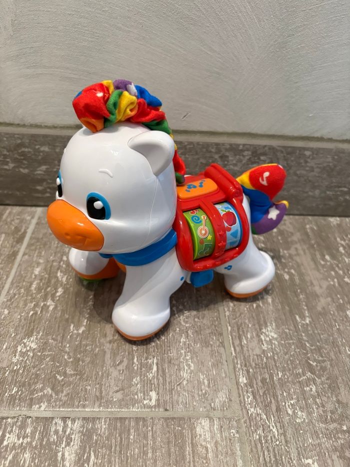 Mon poney à tirer Baby Clementoni