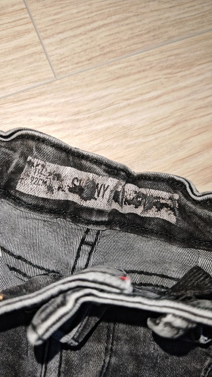 Jean skinny Zara 1/2ans 92cm - photo numéro 2