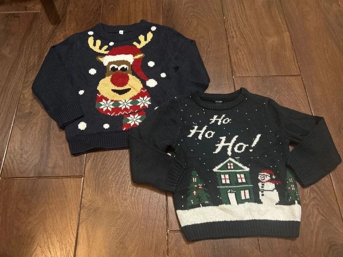 ensemble de 2 pulls de Noël 3 ans - photo numéro 2