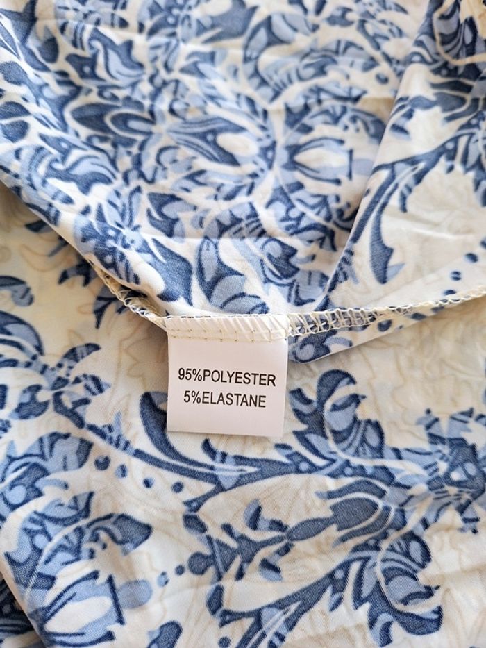 Robe taille unique (du 36 au 44) marque Elena Z - photo numéro 6