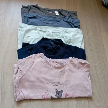 Lot de 5 t-shirts ML 18M