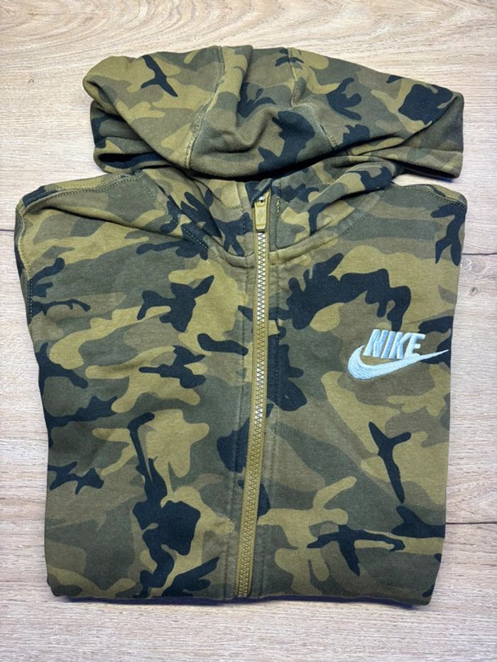 Gilet Nike taille 158-170