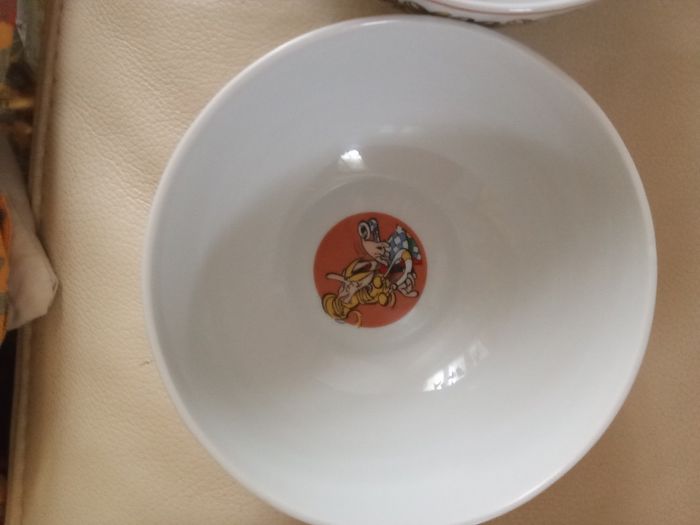 Lot 2 bol s porcelaine série  Astérix - photo numéro 8