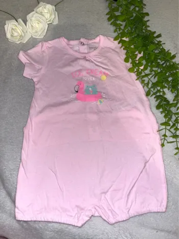 Très belle combinaison courte manche pour fille