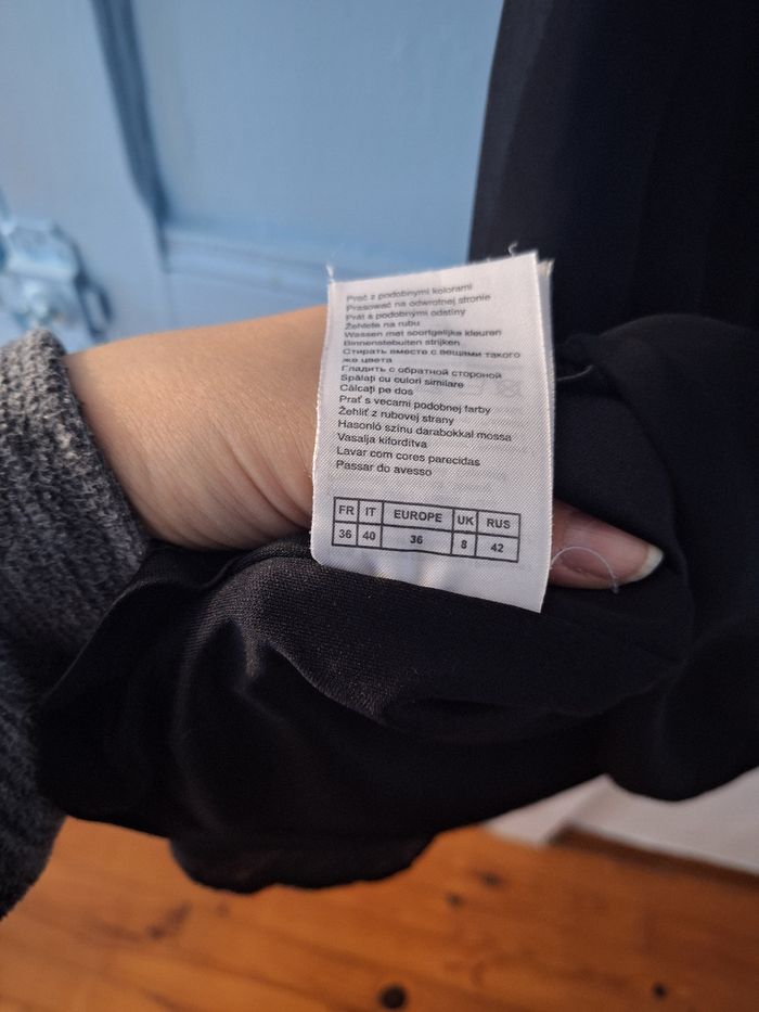 Petit robe noir - photo numéro 4