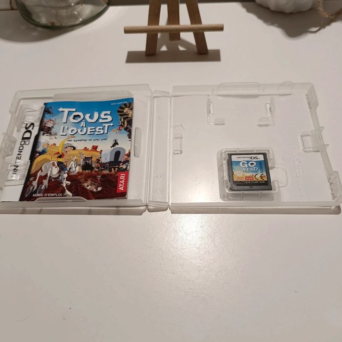 DS jeu tous à l'ouest - photo numéro 3
