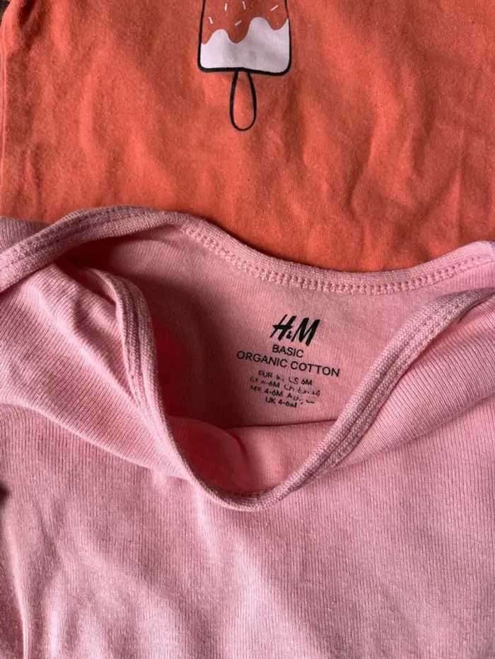 Lot bodies fille 3-6 mois - photo numéro 3