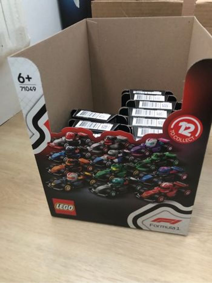 Lot 12 mini F1 lego 71049 neuves scellées - photo numéro 2