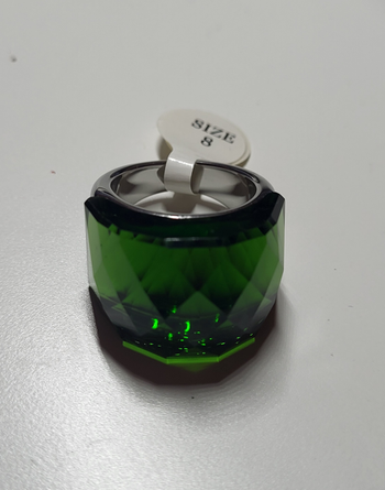 Bague acier inoxydable argenté cristal vert taille 8