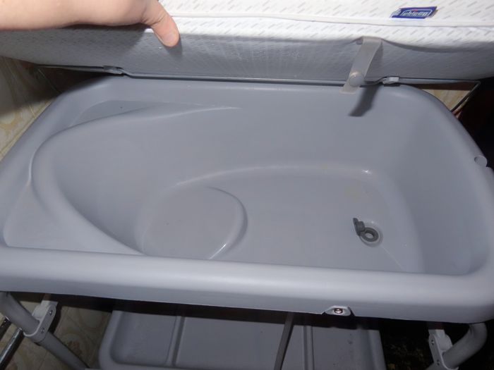 Table à langer baignoire chicco