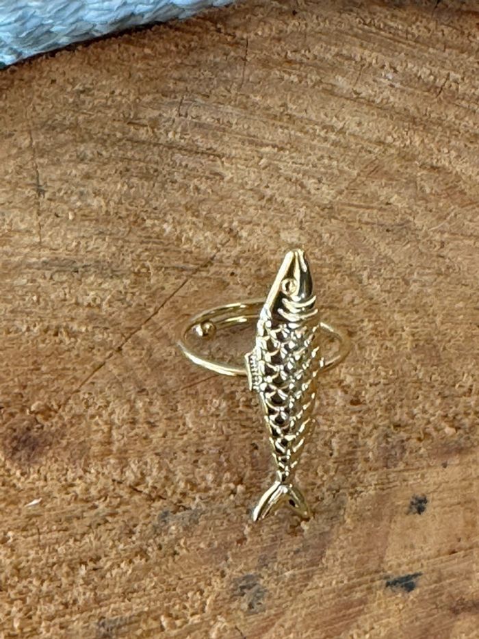 Bague réglable acier inoxydable or poisson vertical travaillé - photo numéro 2