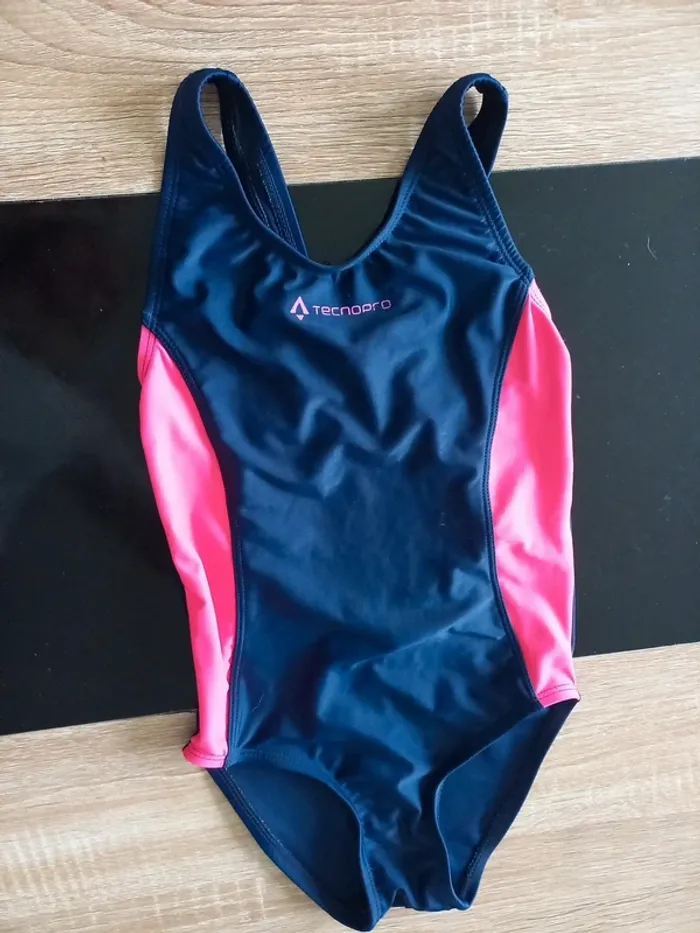 Maillot de bain fille 8 ans - photo numéro 2