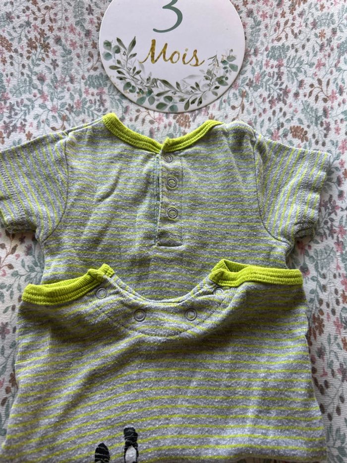 Combinaison short 3 mois - photo numéro 3