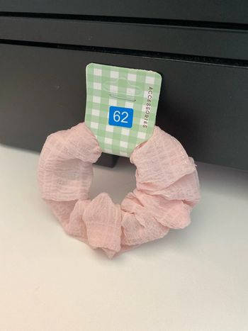 Chouchou matière gaufrée rose