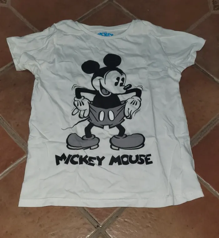 Tee-shirt Mickey 6/7 ans