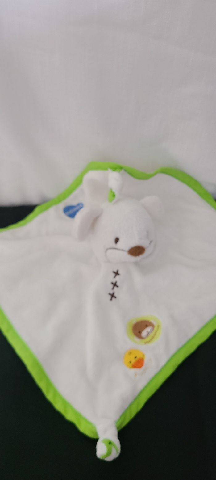 ITSLMAGICAL DOUDOU SOURIS BLANCHE PLAT LISERET VERT POUSSIN KICONICO 56