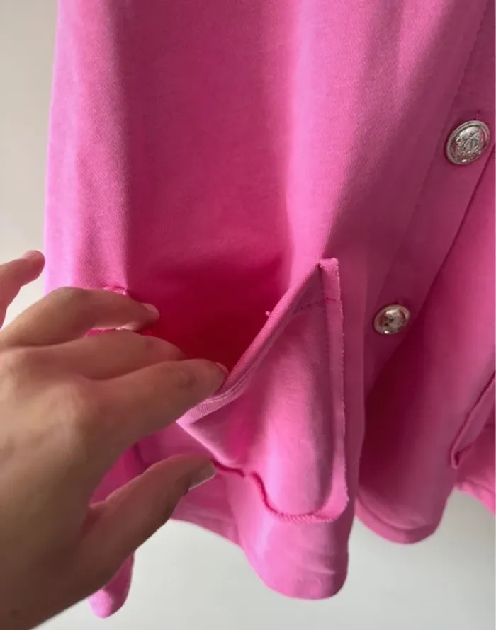 👚🌻Gilet rose neuf - Style élégant et confort assuré- pretty icon - photo numéro 4