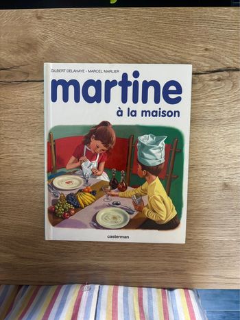Livre Vintage Martine à la maison pour Enfants