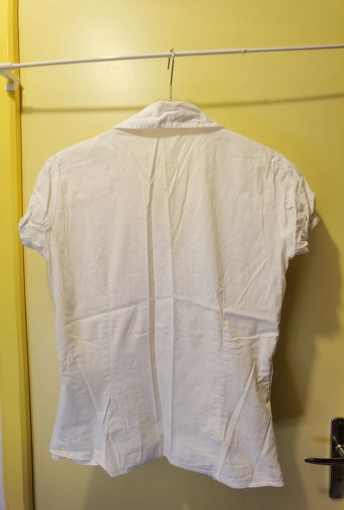 Chemise blanche col V - photo numéro 9
