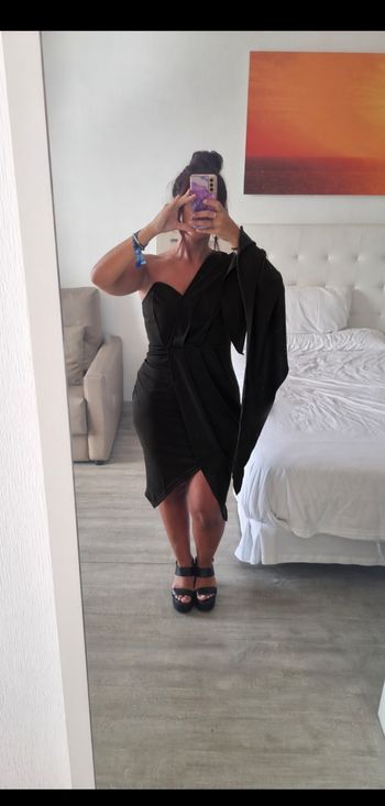 robe noir élégante 