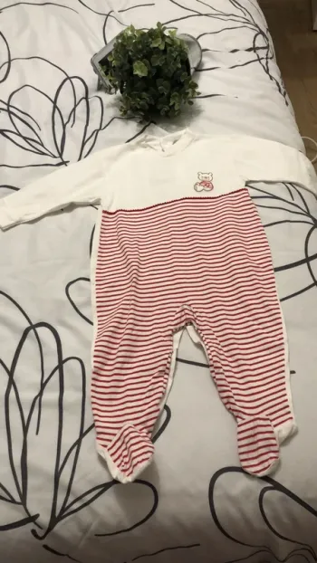 Pyjama fin 12 mois