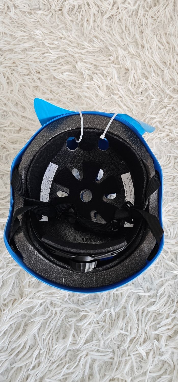 Casque de vélo enfant Olympique de Marseille Neuf - photo numéro 4