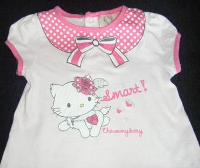 ROBE HELLO KITTY 6 MOIS - photo numéro 2