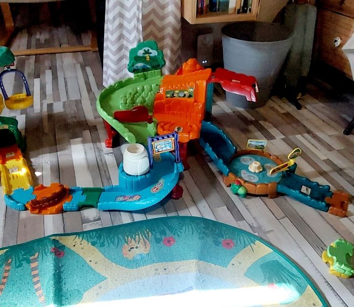 zoo+ arbre+tapis tut tut animo - photo numéro 2