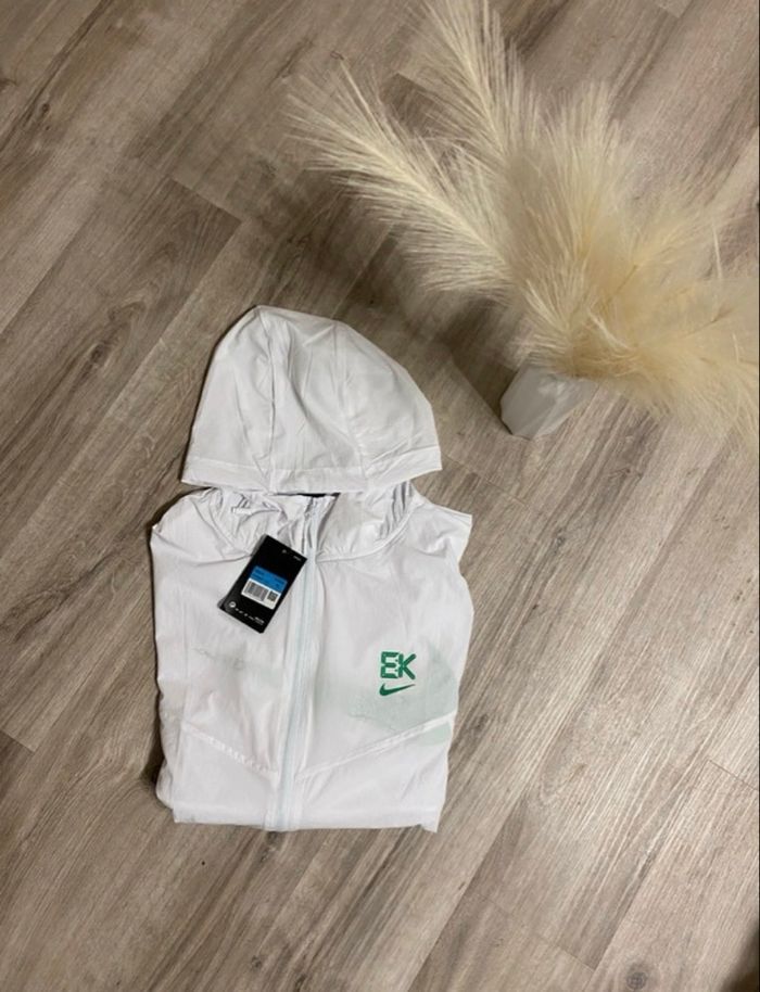 Nike Impossibly Light EK Windrunner - photo numéro 2