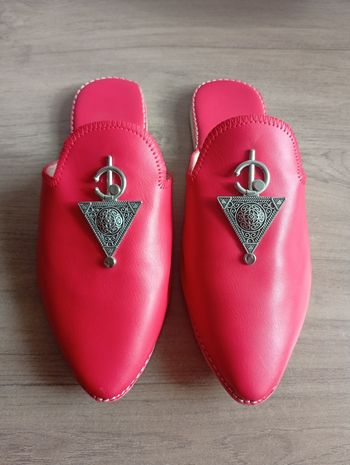 Babouches neuves taille 38