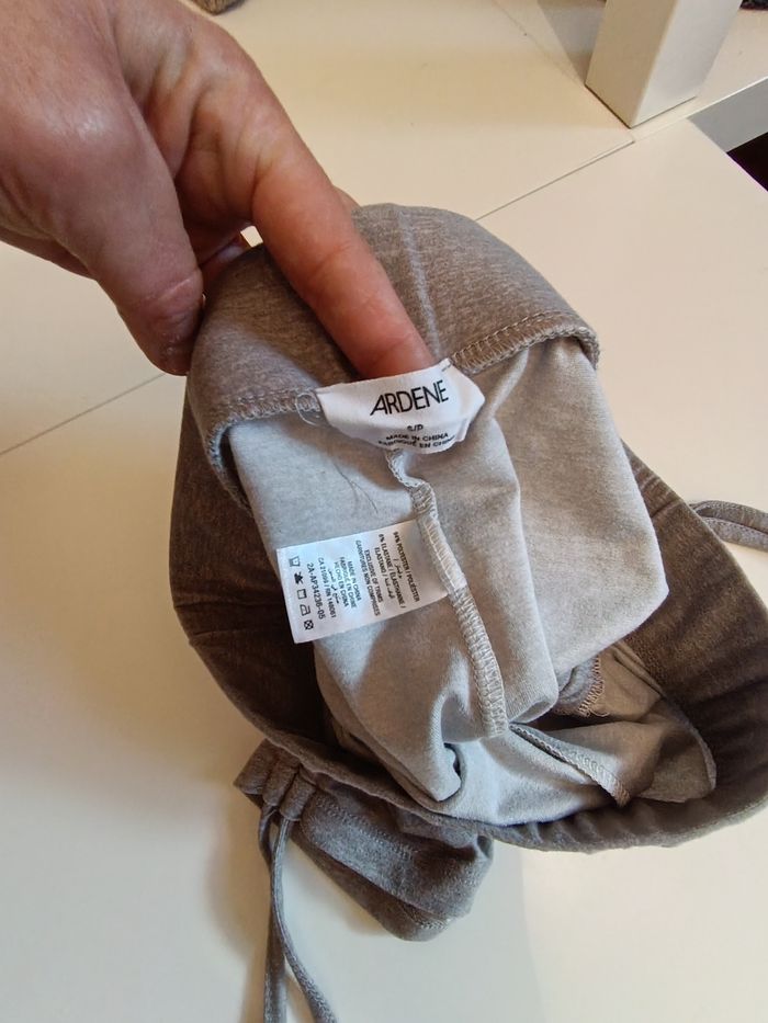 Short gris xs - photo numéro 2
