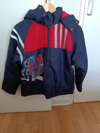Blouson de ski spiderman marine et multicolore