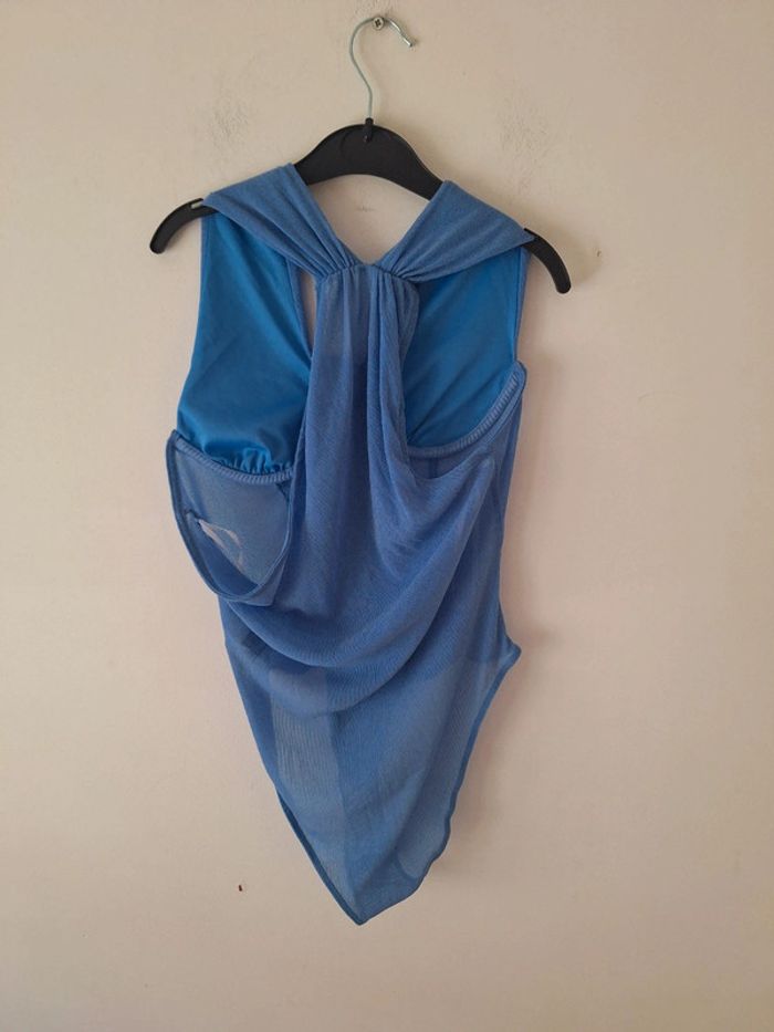 Bodies bleu - photo numéro 3