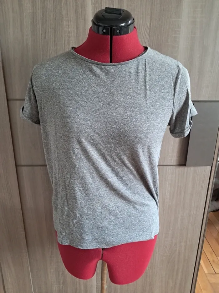T-shirt gris kiabi