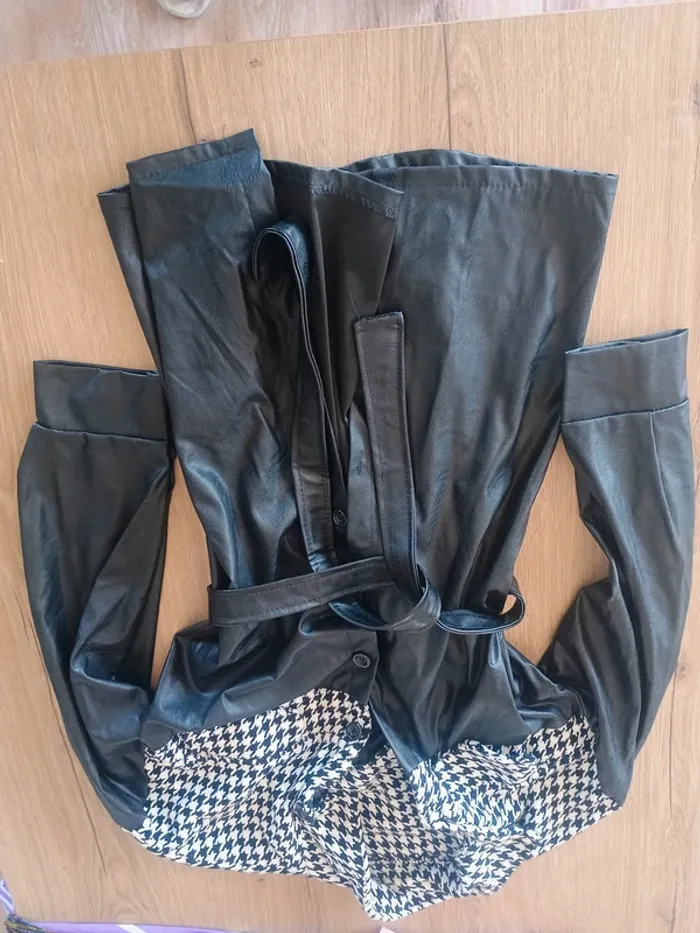 Manteau long noir et pied-de-poule style vintage TU - photo numéro 3