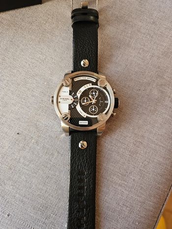 🔥Montre Diesel DZ7256🕣