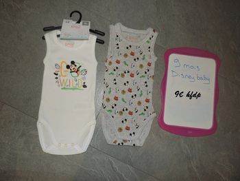 2 bodys mickey disney baby taille 9 mois neuf