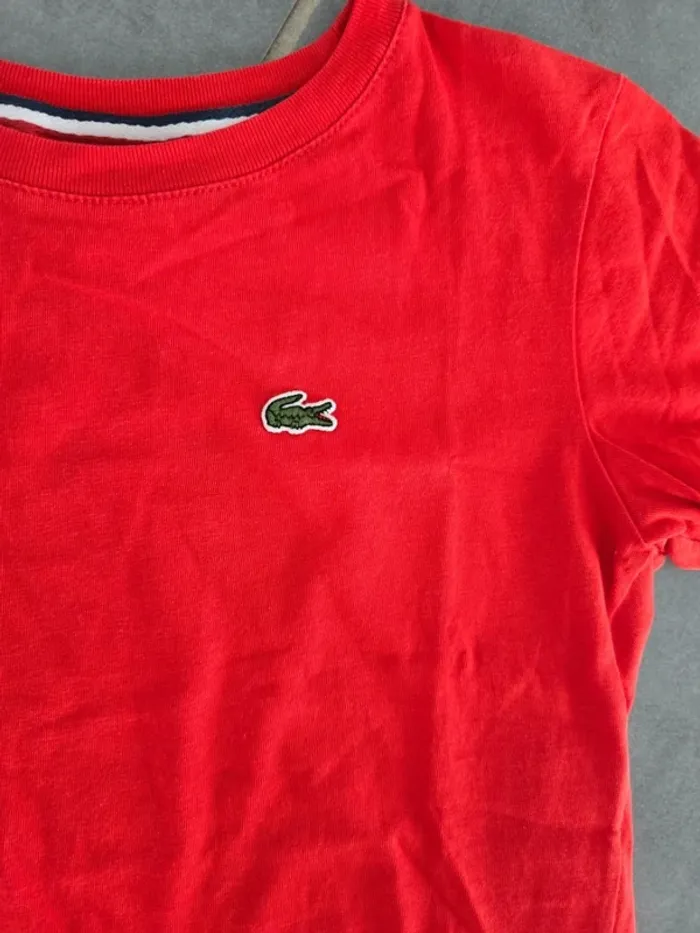 Tee shirt lacoste rouge - photo numéro 3