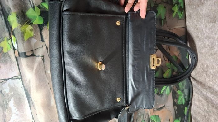 Sac à main bandoulière élégant nombreux rangement - photo numéro 6