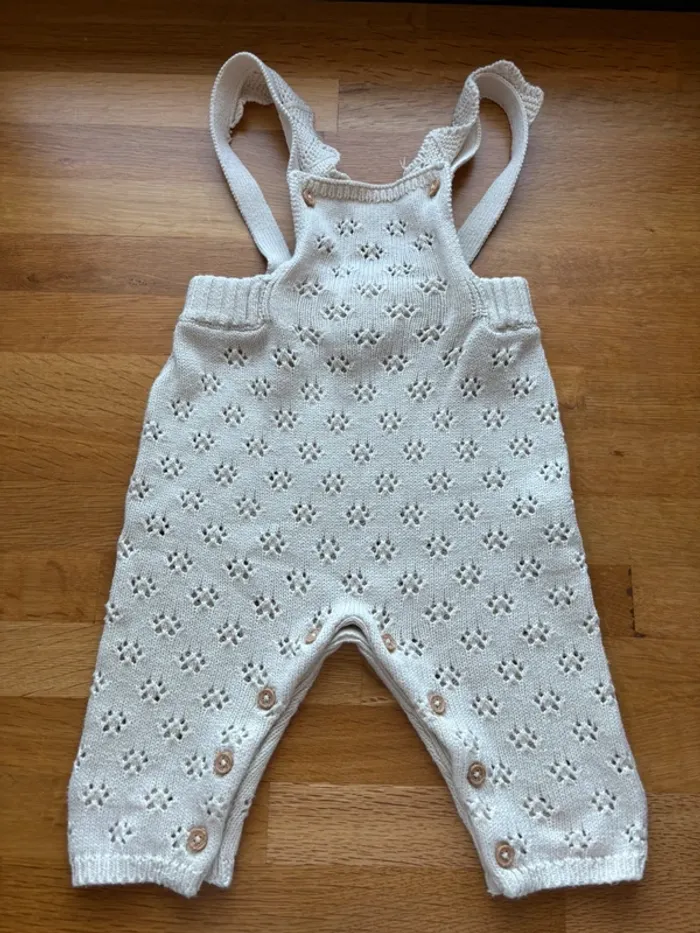 Jolie combinaison maille Gemo 6 mois fille