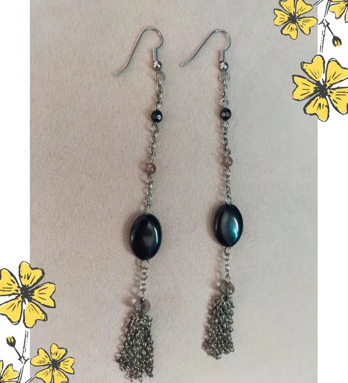oucles d’oreilles longues chaînes & perles noires – Style chic rock - photo numéro 7