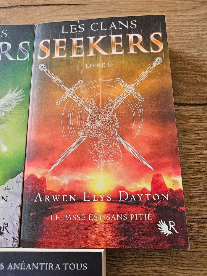 Les clans Seekers (3 tomes) de Arwen Elys Dayton
3 tomes - photo numéro 3