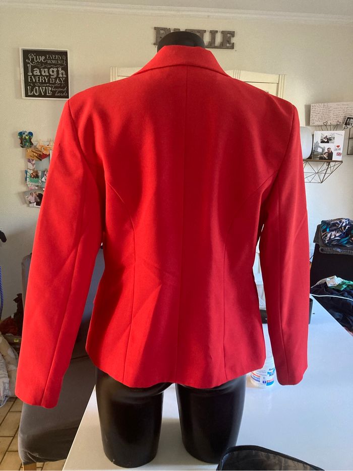 Veste blazer élégante TRÈS BON ÉTAT  pour femme taille 40 couleur rouge - photo numéro 5